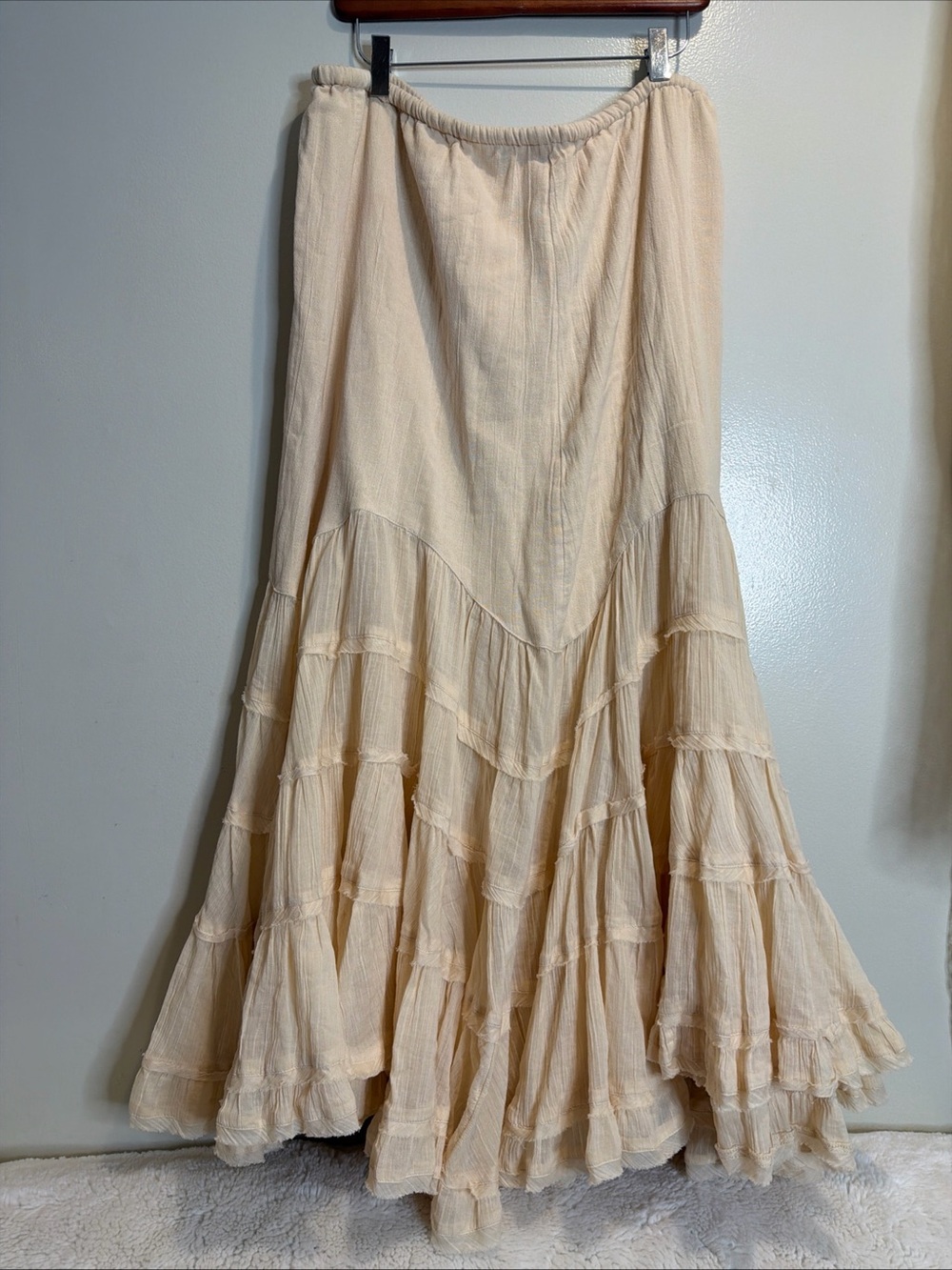 Free People Like A Mermaid Tiered Ruffles Maxi Skirt in Wet Plaster XL - Picture 6 of 6